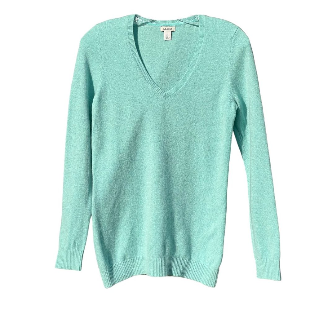 L.L. Bean Classic 100% Cashmere V-neck Sweater Heathered Seafoam Mint Green